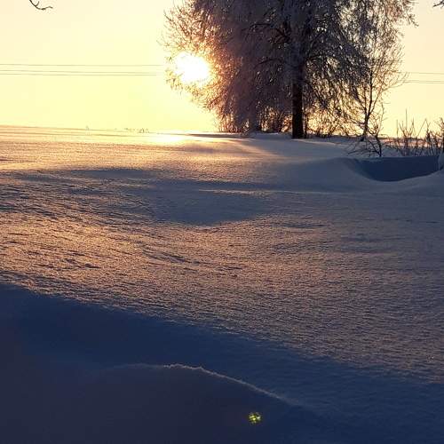 Рассвет в деревне.
