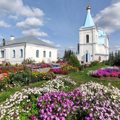 Храм