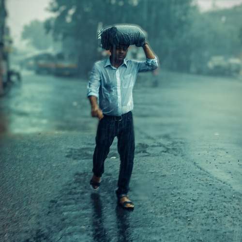 Struggle in rain .