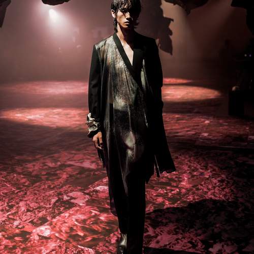 Yuima Nakazato fashion show