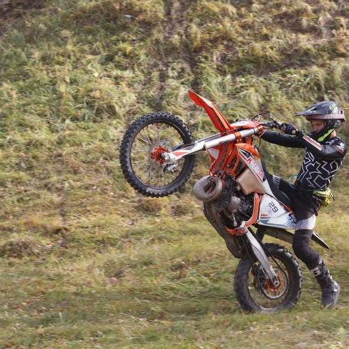 Photo #9752937