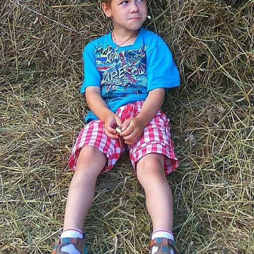 Photo #9784835