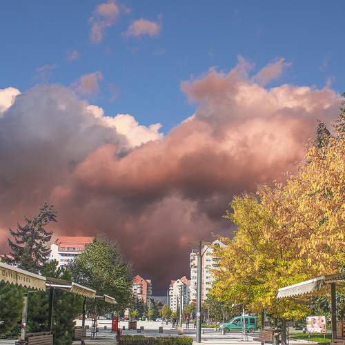 Unusual clouds over the city