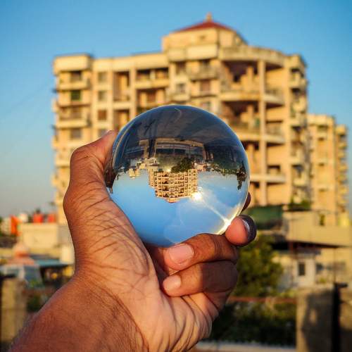 LENSBALL