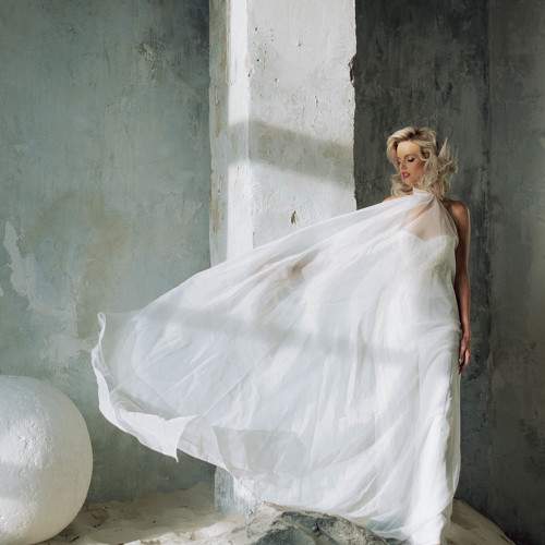 Photo #9889906