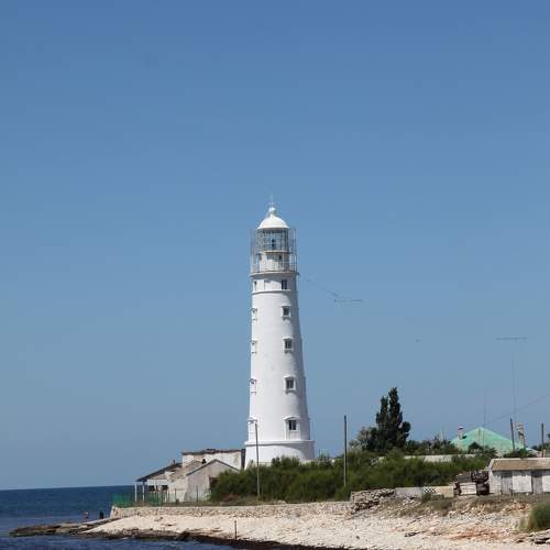 Белый маяк