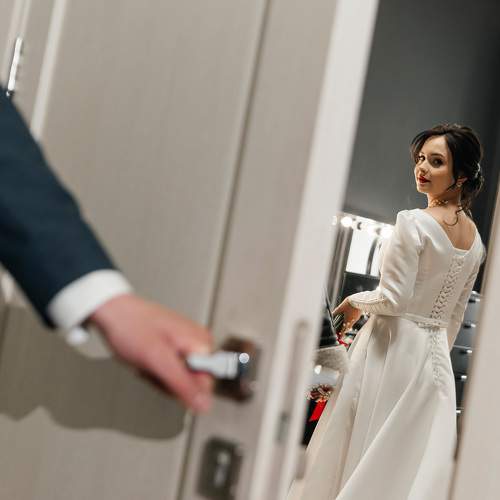 Photo #9976899