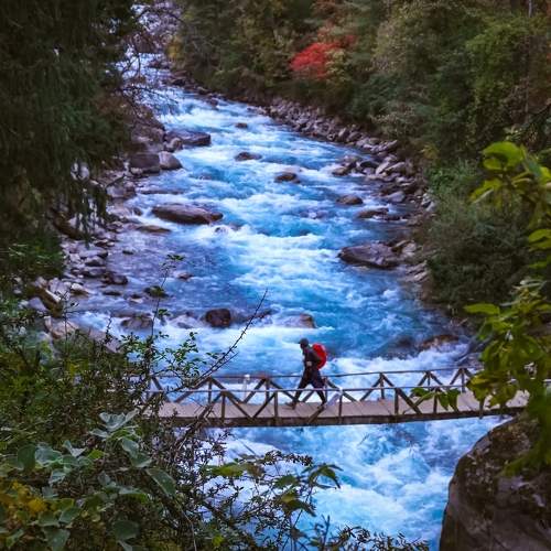 Trekking to phoksundo lake