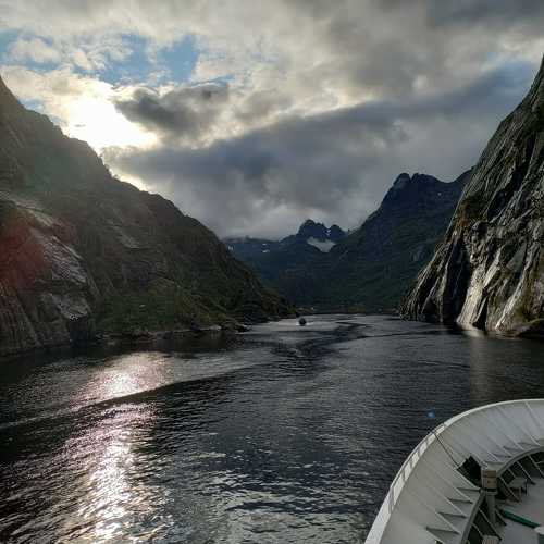 Photo #10120047