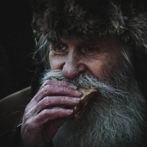 старик