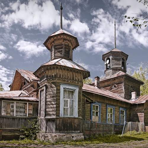 Старая церковь.