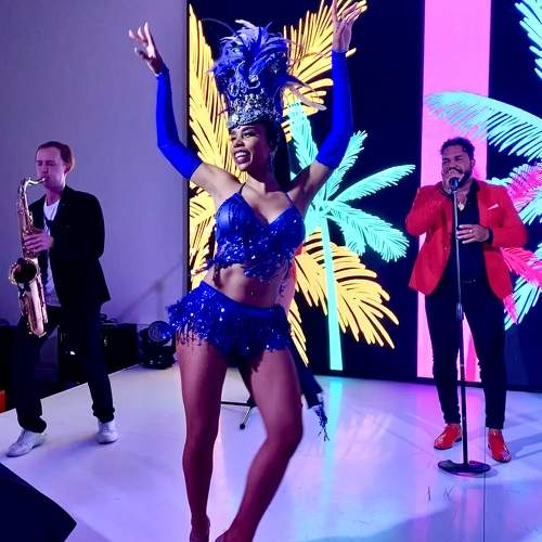Тропическое шоу (Tropical Show)