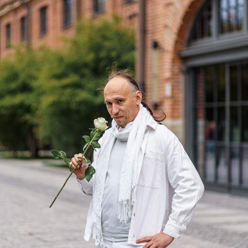 Photo #10341752