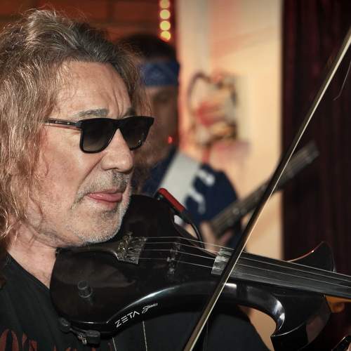 Скрипач... Владимир Кузьмин.