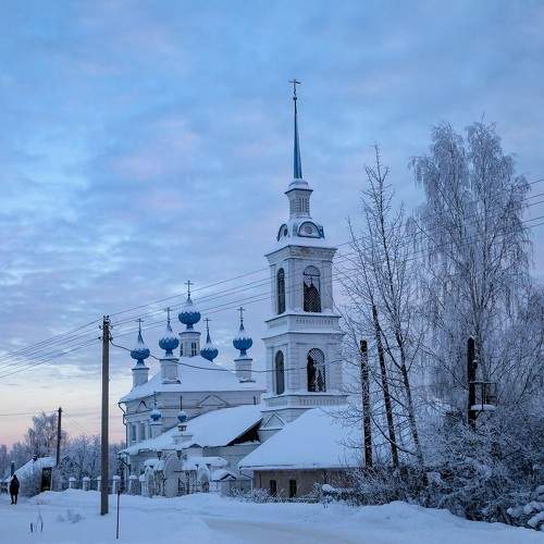 Церковь Успения Пресвятой Богородицы в селе Домнино.