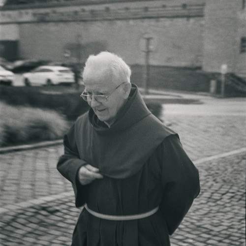Photo #10400211