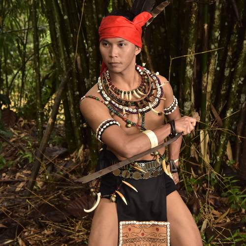 TRADITIONAL OUTFIT