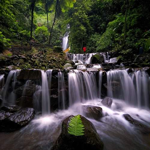 The charm of Dlundung Waterfall tourism