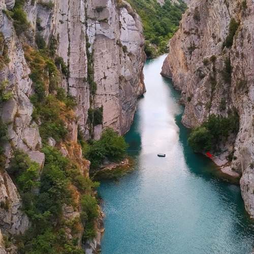 Photo #10657103