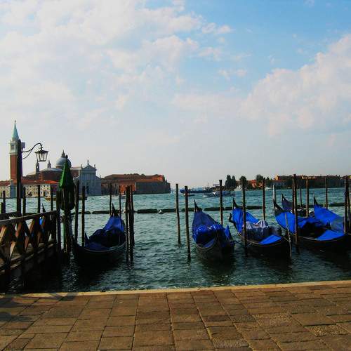 Photo #10706771