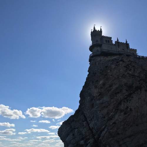 Ласточкино гнездо