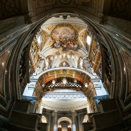 Базилика Santi XII Apostoli в Риме