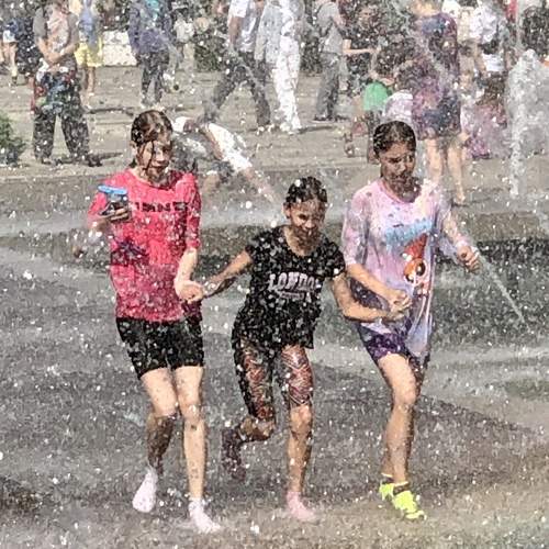 Photo #10750170