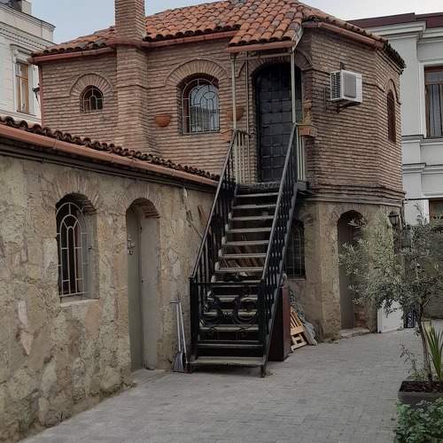 Photo #10776911
