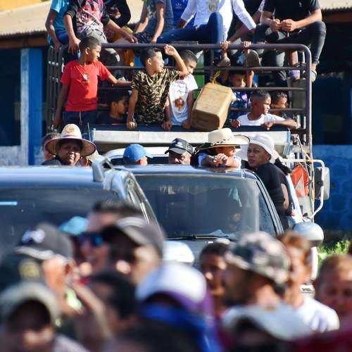 Photo #10781011