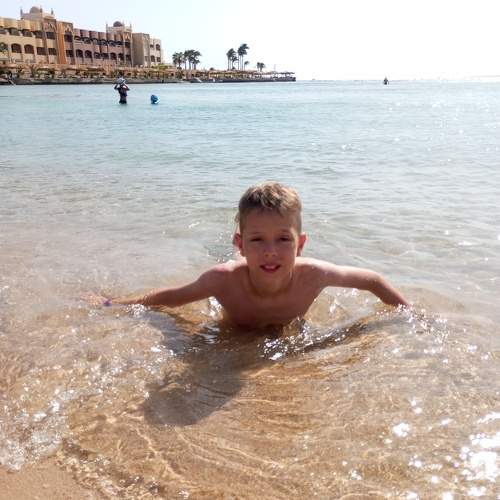 Photo #10800793
