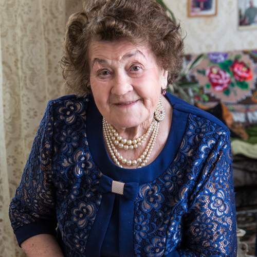 90 ЛЕТ ЛЮБИМОЙ МАМОЧКЕ !
