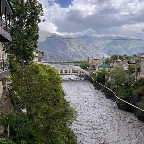 Итальянский мост. Село Ахты.