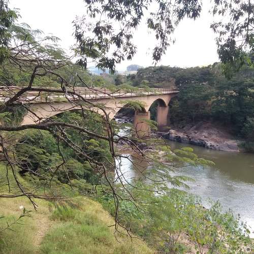 Ponte em arcos