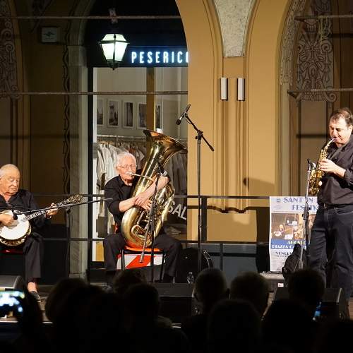 Photo #11015618