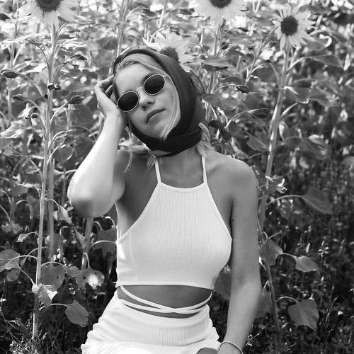 Photo #11018018