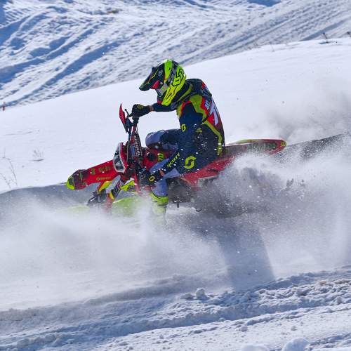 Photo #11032112
