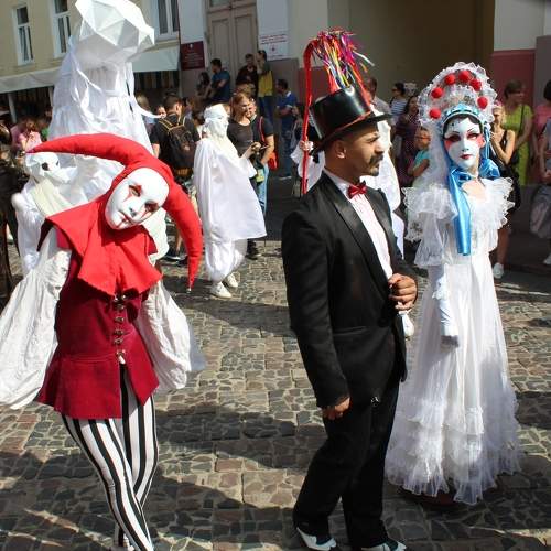 Photo #11043151