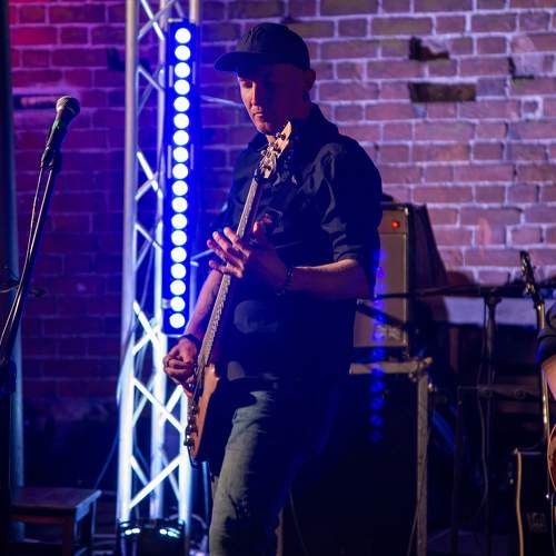 Photo #11108282