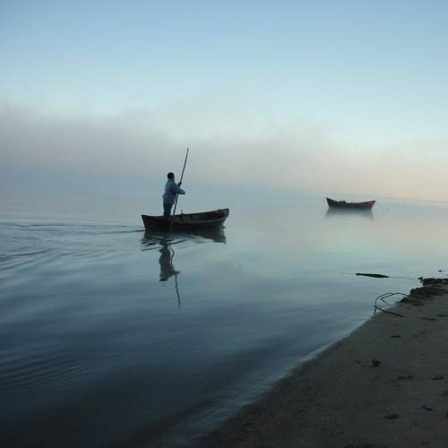 rio y canoa