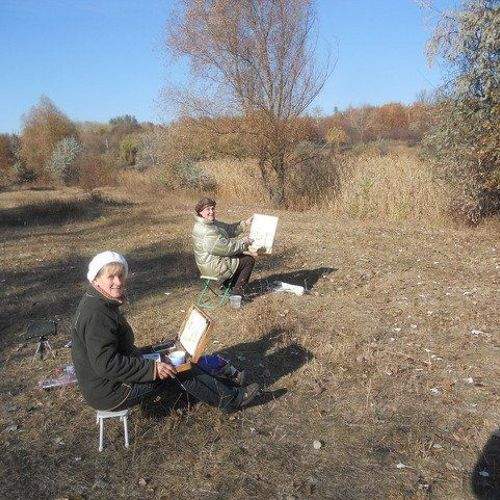 На этюдах.  Желтоводские художницы в Балке рисуют с натуры пейзаж