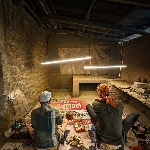 Aaranmula mirror manufacturing