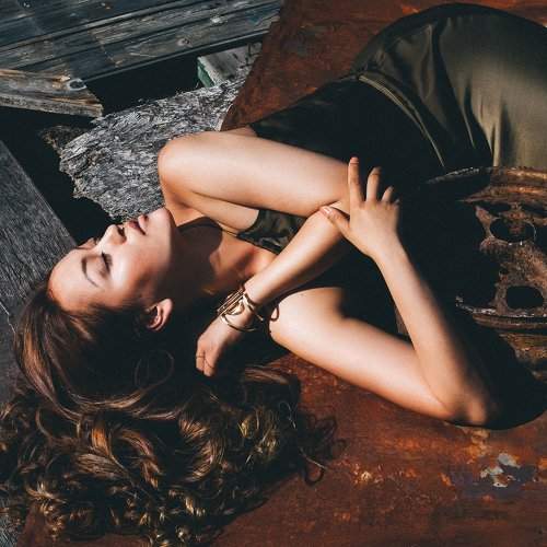 .close my eyes and lay me to sleep.