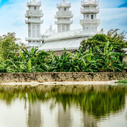 Chùa Phật Giáo Cao Đài