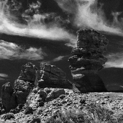 Stone fingers