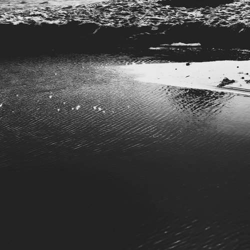 ON DISTANT SHORES / НА ДАЛЬНИХ БЕРЕГАХ