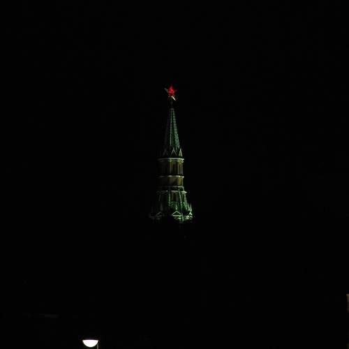 Москва. Кремль. 03:09   20.07.2022