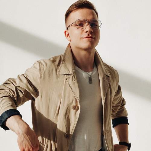 Photo #11572180
