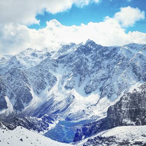 Snow mountain landscape.