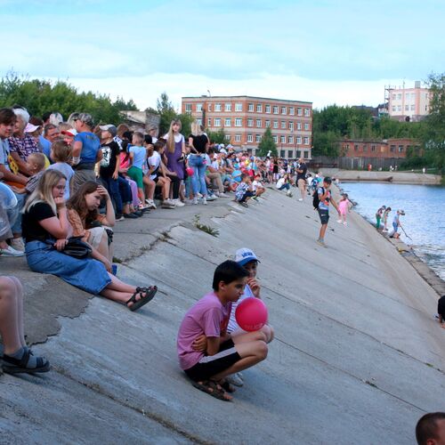 Photo #11762055
