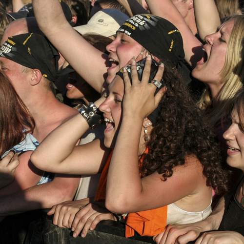 Photo #11819235